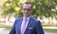 dr Ronald Zeliger