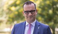 dr Ronald Zeliger