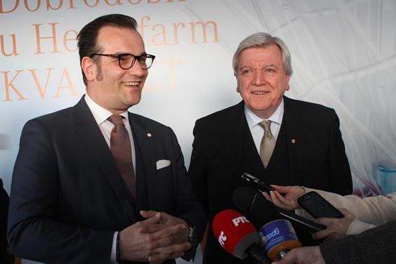 Premijer nemačke Savezne pokrajine Hesen u Hemofarmu